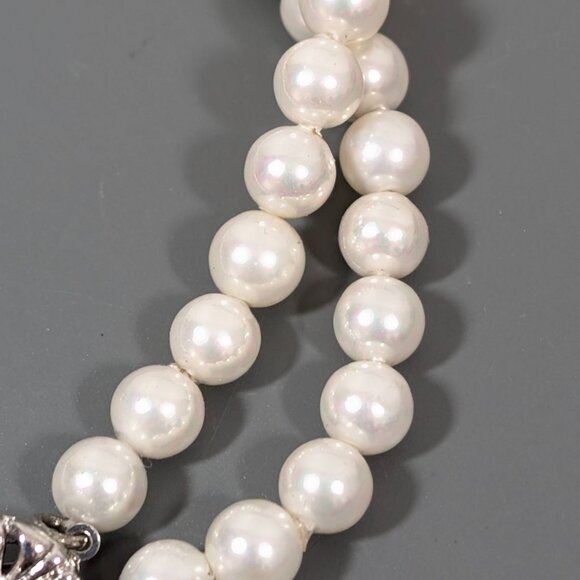 Vintage White Glass Faux Pearl Double Strand Bracelet Elegant Bridal 7" - Picture 3 of 9